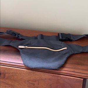 Lulu dharma hip/waist pack- gray canvas,used once